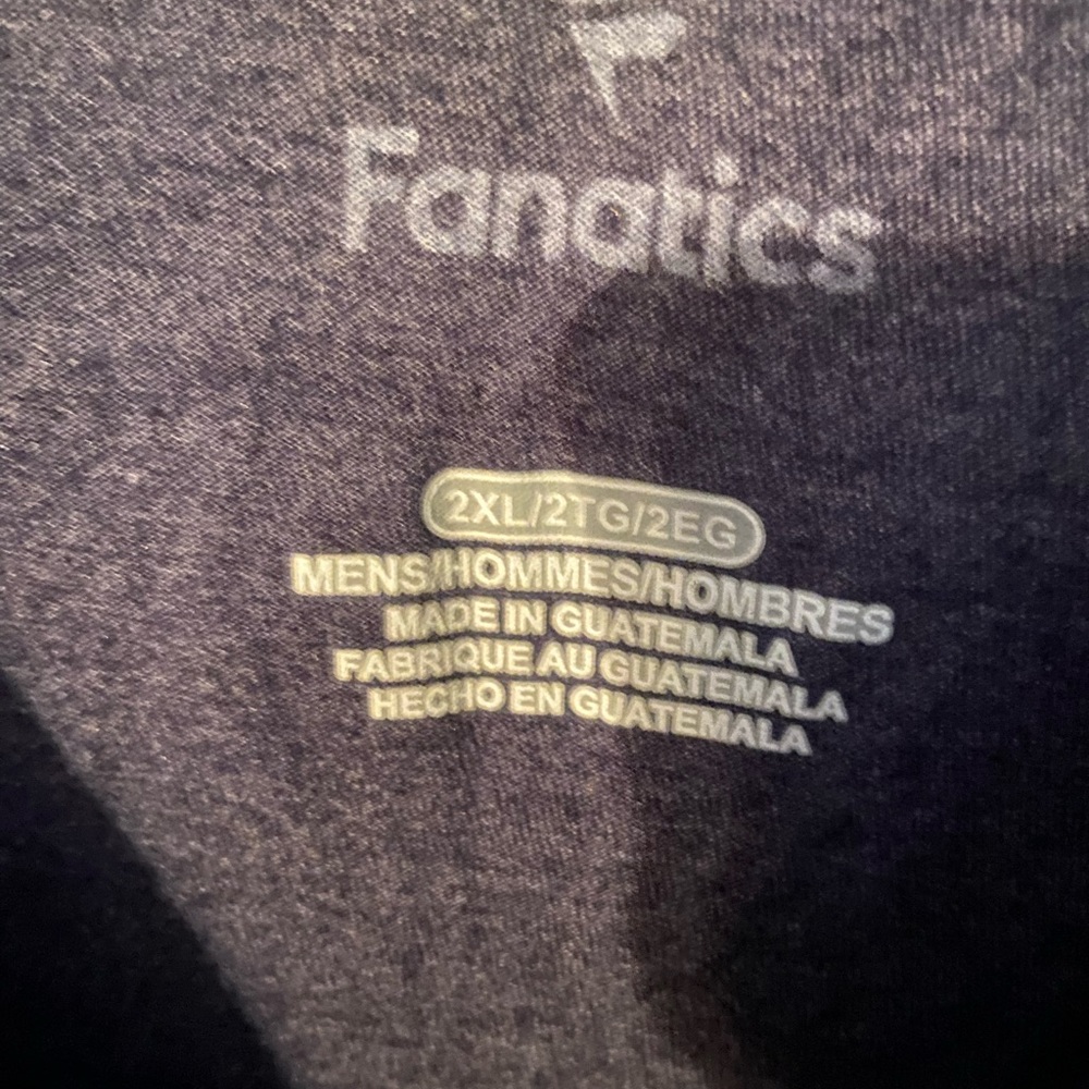 Fanatics Dark Blue T-Shirt - Picture 2 of 2